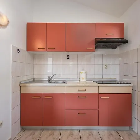 Doris 苏佩塔斯卡德拉加