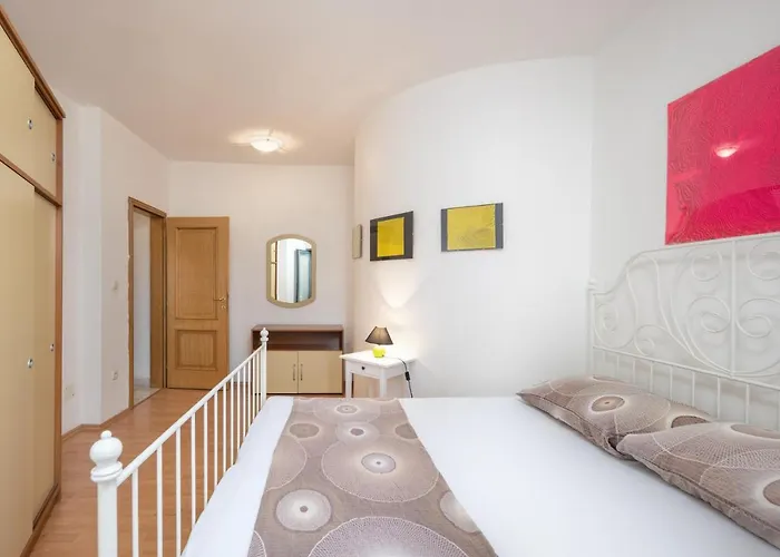 Doris * Supetarska Draga