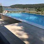 Doris Апартаменты *